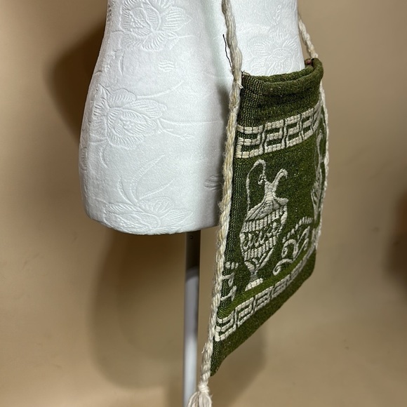 Vintage woven Greek style cross body bag - Picture 4 of 15